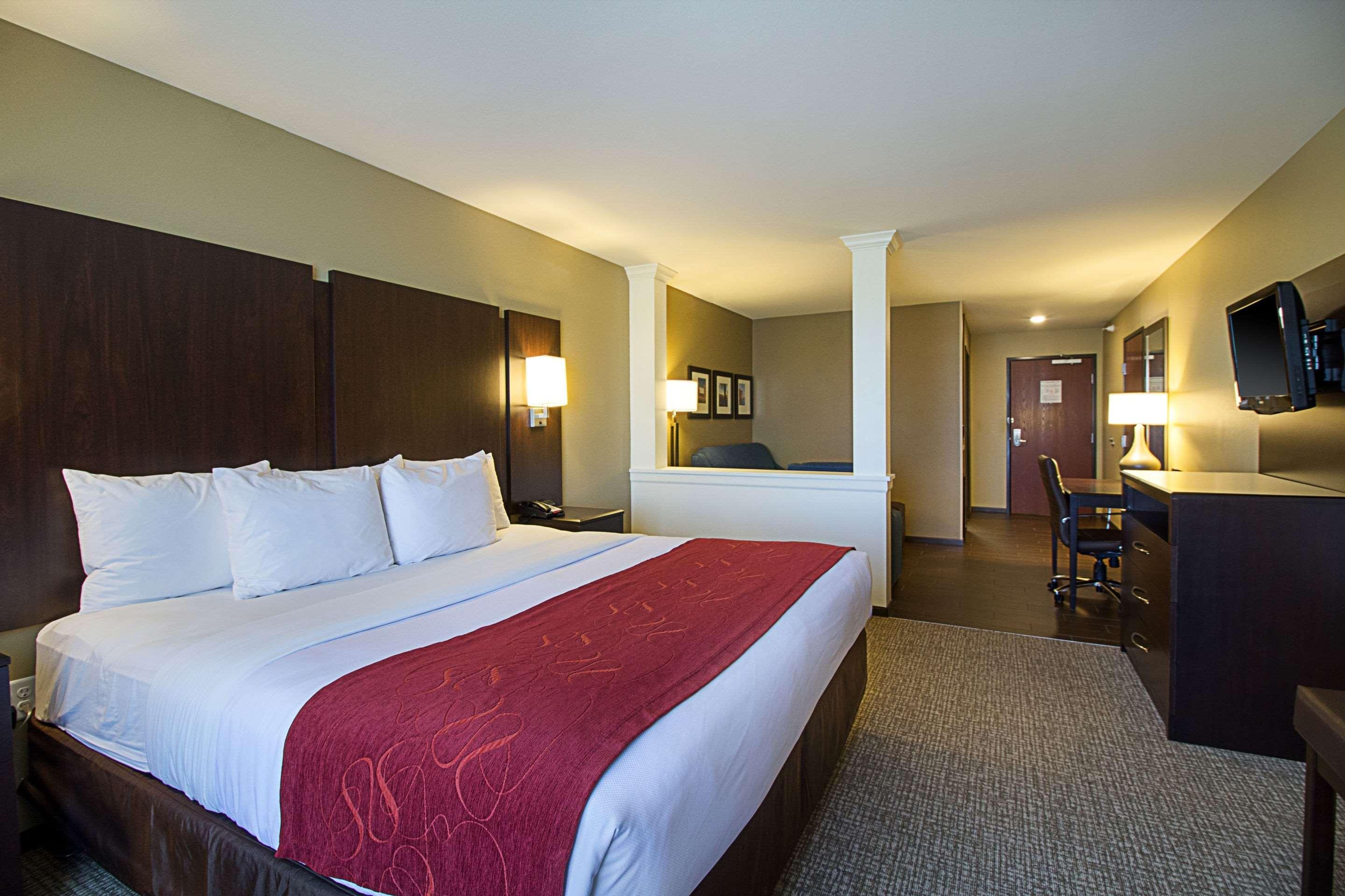 Comfort Suites & Conference Center Worthington Exterior foto